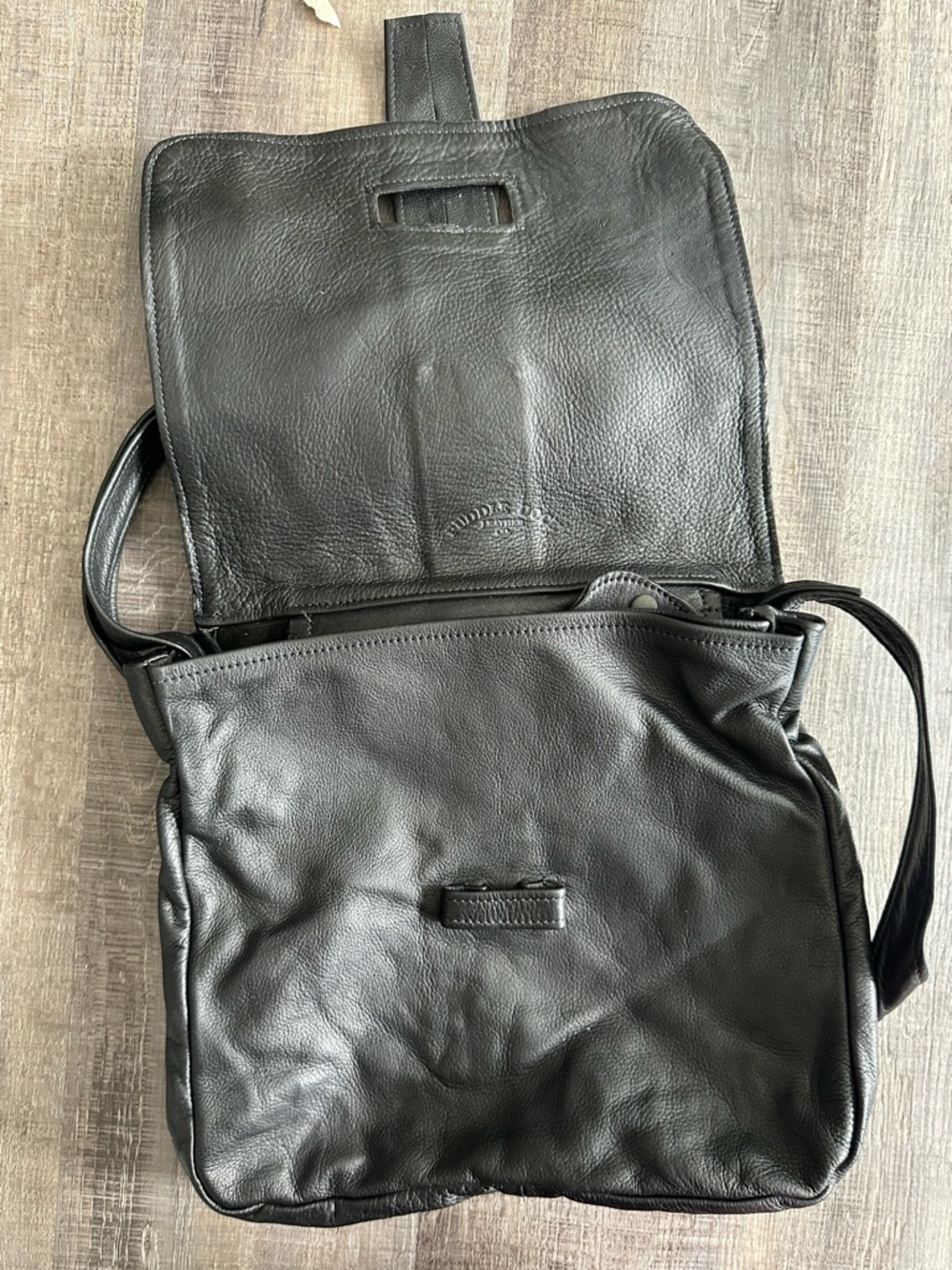 Classic Black Genuine Leather Shoulder Bag, Vintage Timeless Hand Crafted in USA - Picture 9 of 16